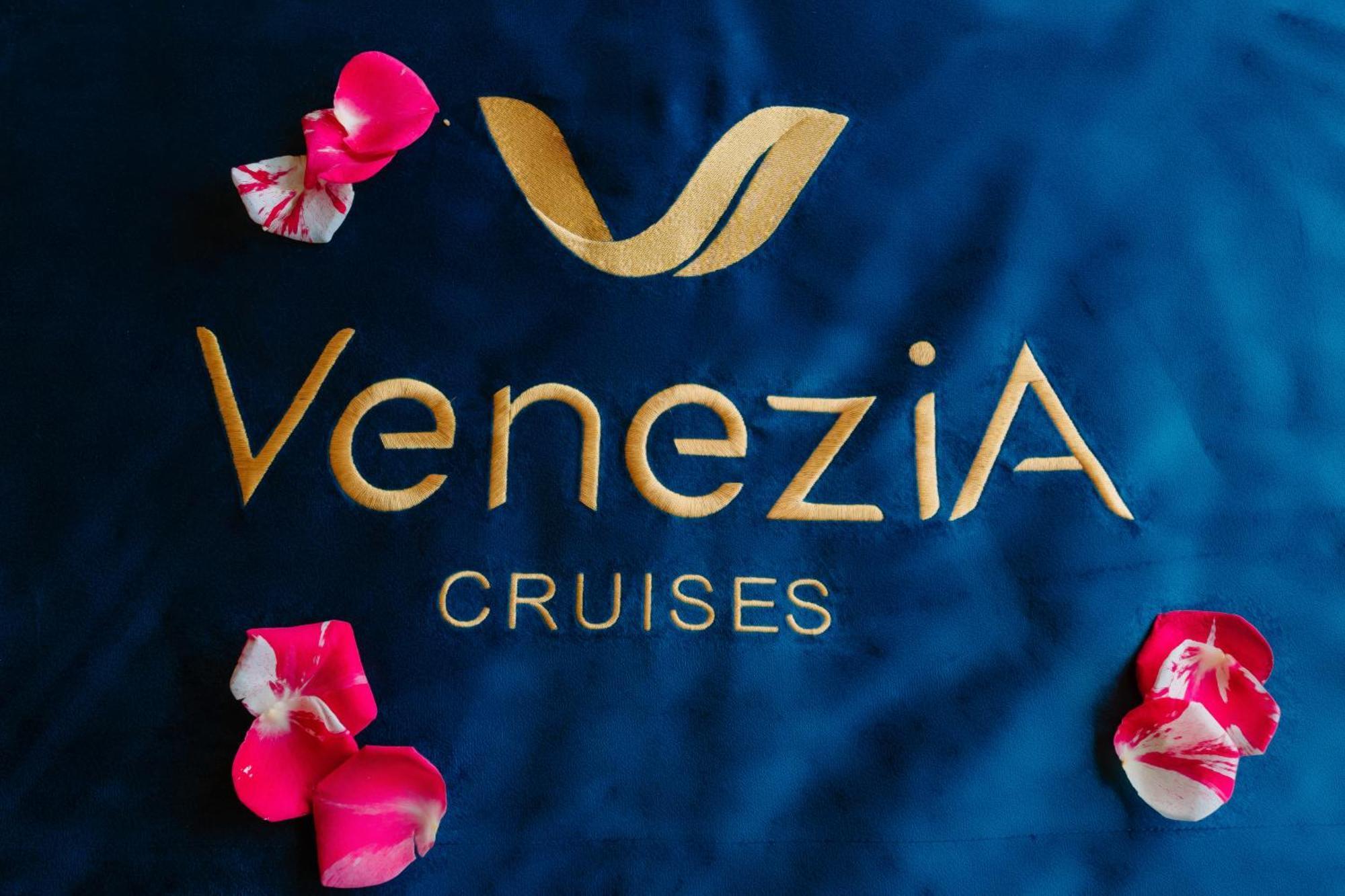 下龍 Venezia Cruises酒店 外观 照片